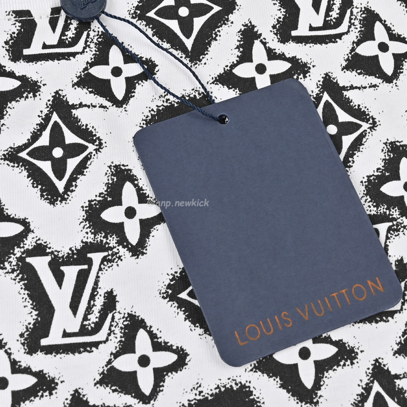 Louis Vuitton Full Print Presbyopia Logo Round Neck Short Sleeved T Shirt (8) - newkick.org